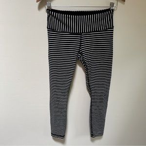 Lululemon ~Black and White Parallel Stripe 27” Inseam Wunder Under Pant Leggings